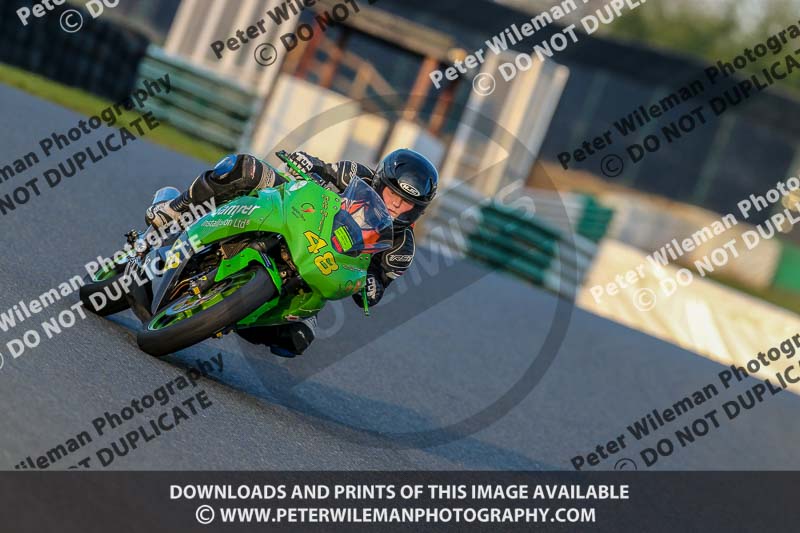 PJM Wedding Photography;enduro digital images;event digital images;eventdigitalimages;mallory park;mallory park photographs;mallory park trackday;mallory park trackday photographs;no limits trackdays;peter wileman photography;racing digital images;trackday digital images;trackday photos